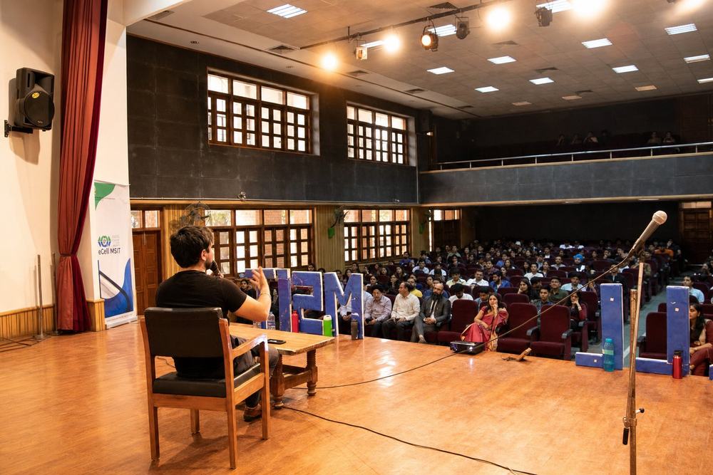 Audience during the session
